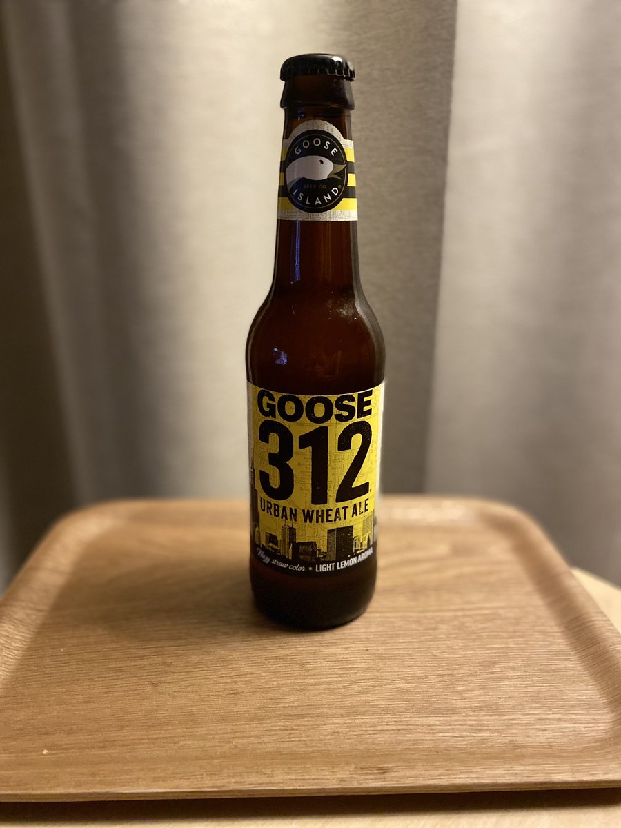 s3egoqlDXl5tsky's tweet photo. Today Beer 

Goose Island 312 Urban Wheat Ale https://t.co/gsmytbVP6b