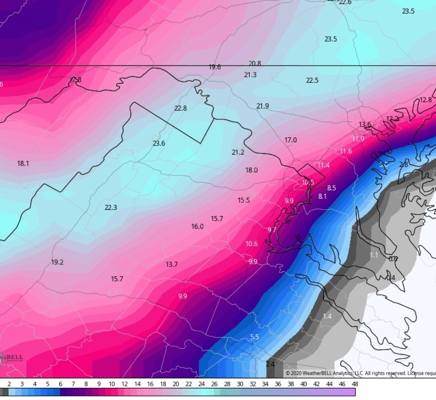 GFS_Snow_Map's tweet photo. Hello again, friends!  My ensembles match the operational, all other models also support my solution, and the excitement level is...near zero. What's going on here?!  GET EXCITED. https://t.co/GxLRWNfIZQ