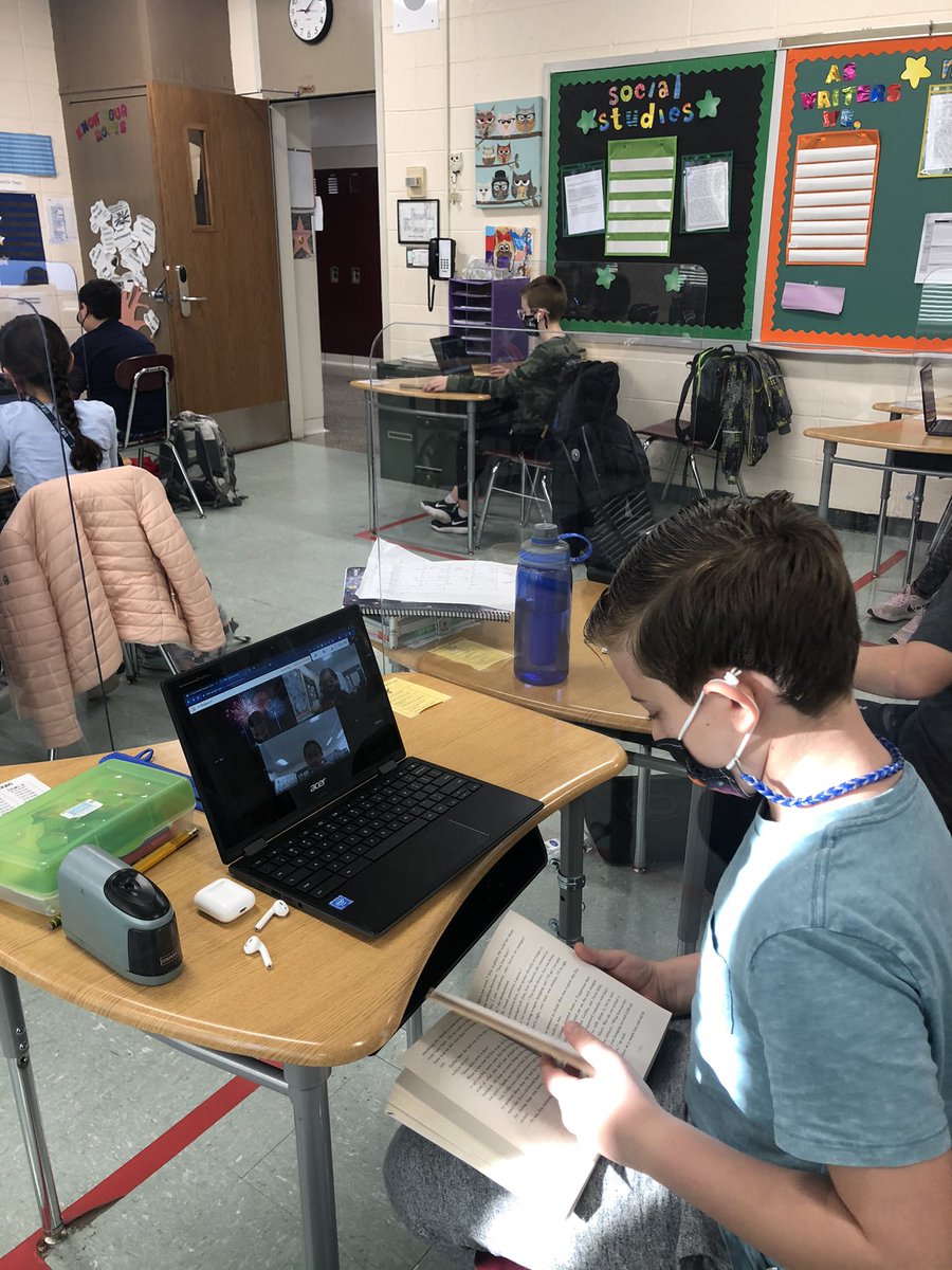 Mrs.ComensClass tweet media