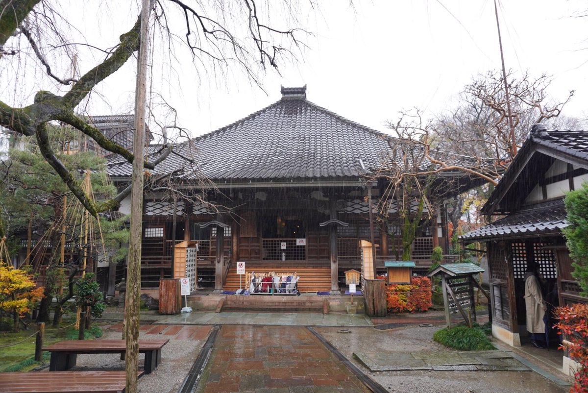 otti32937031's tweet photo. #金沢 #kanazawa #妙立寺 #忍者寺 #ninjatemple
忍者寺と呼ばれてるが、実は金沢城の出城として作られていたらしい。 https://t.co/0iISxC9gEj