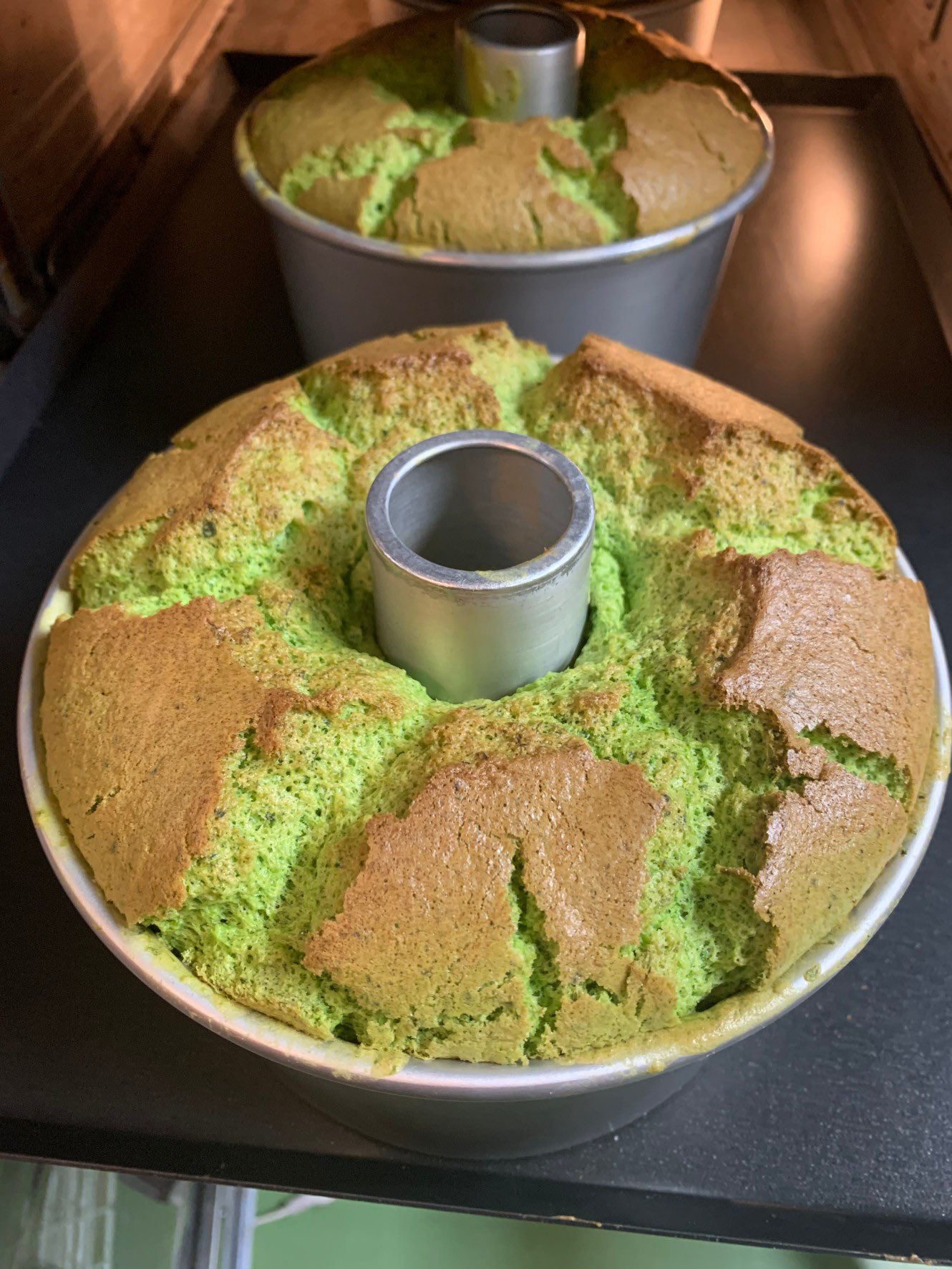 てんしのけーき 新発売 赤ちゃんから食べられる 小松菜のシフォンシフォンケーキ 17cmホールの焼きたてほやほや T Co Bsgn8ykypu Twitter