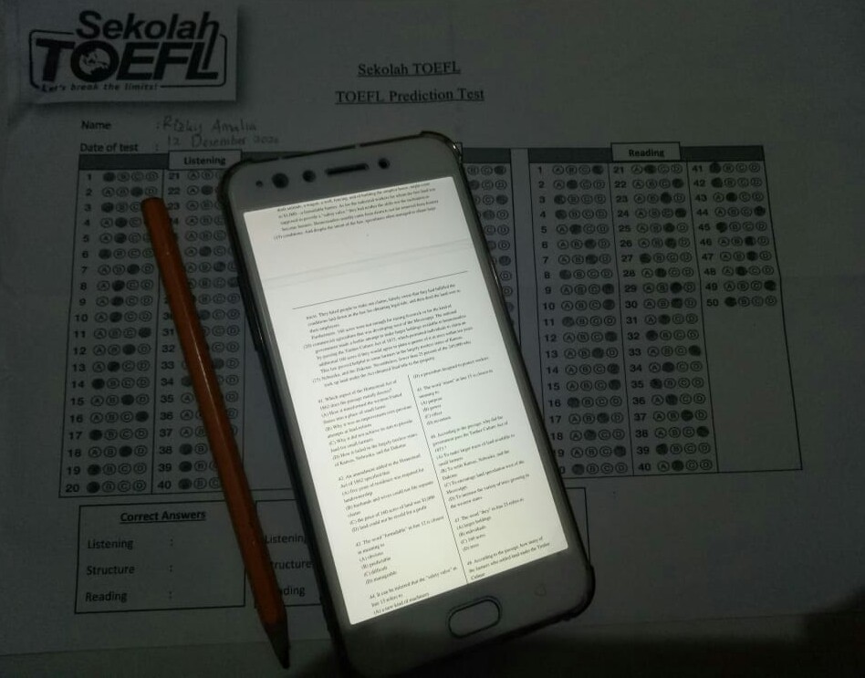 rizkyivanowsky's tweet photo. Bismillahirohmanirohim TOEFL Prediction tes akhir bersama @SekolahToefl dari ka @01_budi semoga hasilnya memuaskan amin ya Allah 😇 https://t.co/mixUtnDvqm