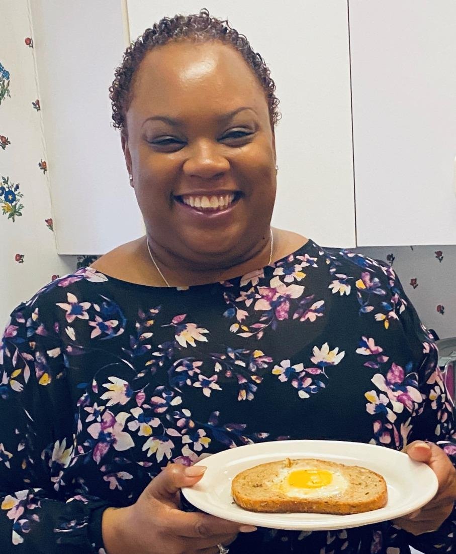 SmithsonianACM's tweet photo. Join Marisa Walton aka #ChefMimi, as she prepares holiday treats that make your mouth water!👩🏾‍🍳

One of the dishes she will prepare is #TriniKurmaCookies, which is a Trinidadian favorite. 🇹🇹 https://t.co/GJLp2nSEI1 #CaribbeanFood #TriniKurma #Trinidad #TrinidadFood https://t.co/DAC1OO2Ic7