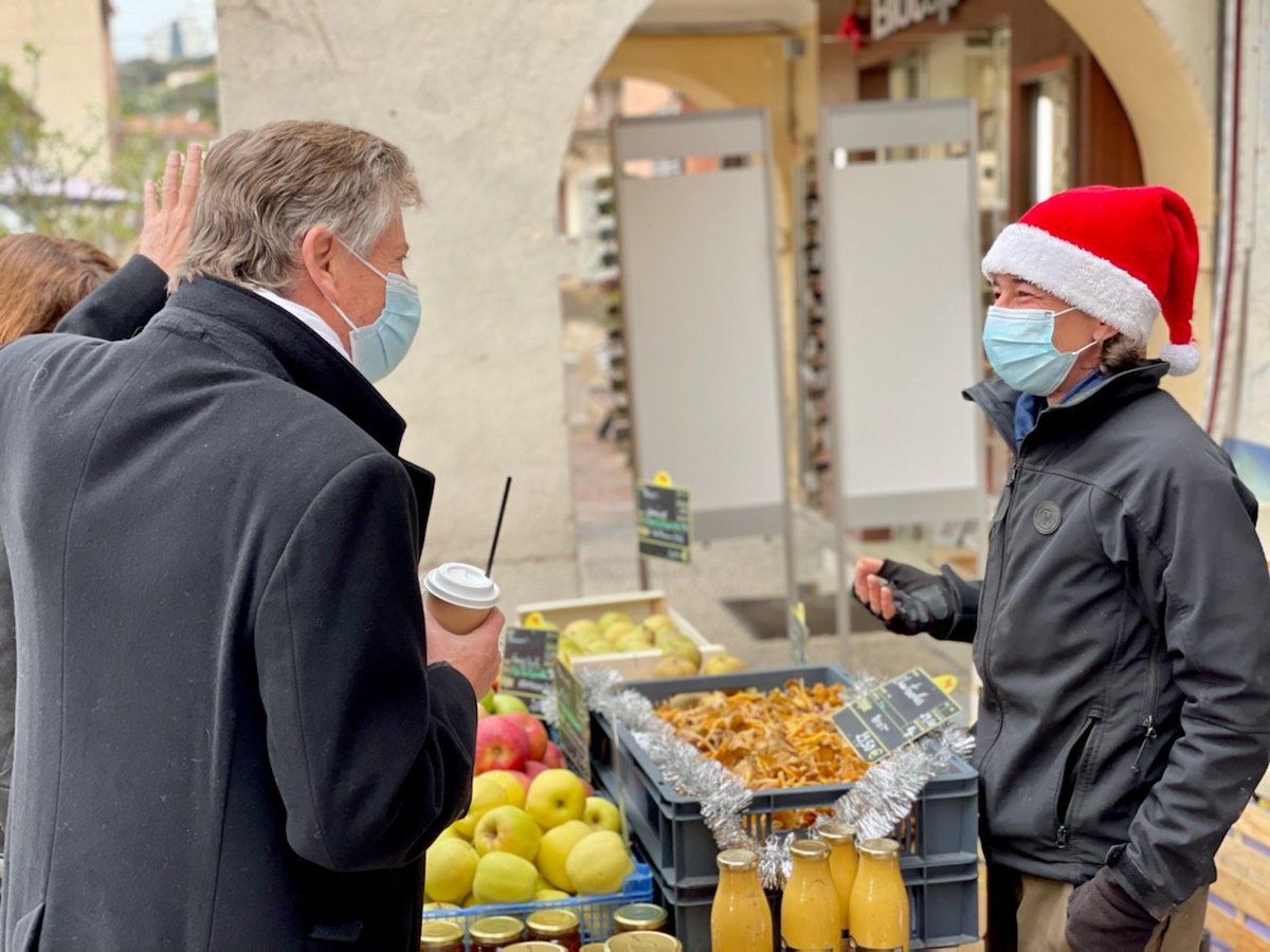 JPDERMIT's tweet image. C'est parti pour le marché de Noël à Biot village. Produits locaux et artisanaux pour faire le plein de cadeaux !