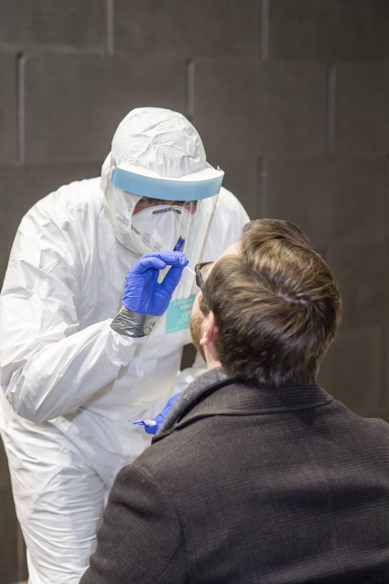GrazStadt's tweet photo. Leider kommt es derzeit zu Verzögerungen bei den SMS-Mitteilungen nach den #Massentests. Die technischen Probleme liegen nicht in unserem Einflussbereich. Solltet ihr nach zwei Stunden kein Ergebnis haben, können wir euch unsere Hotline für #Graz ans Herz legen: 0316 872-7474 https://t.co/xcWisBrZ9P