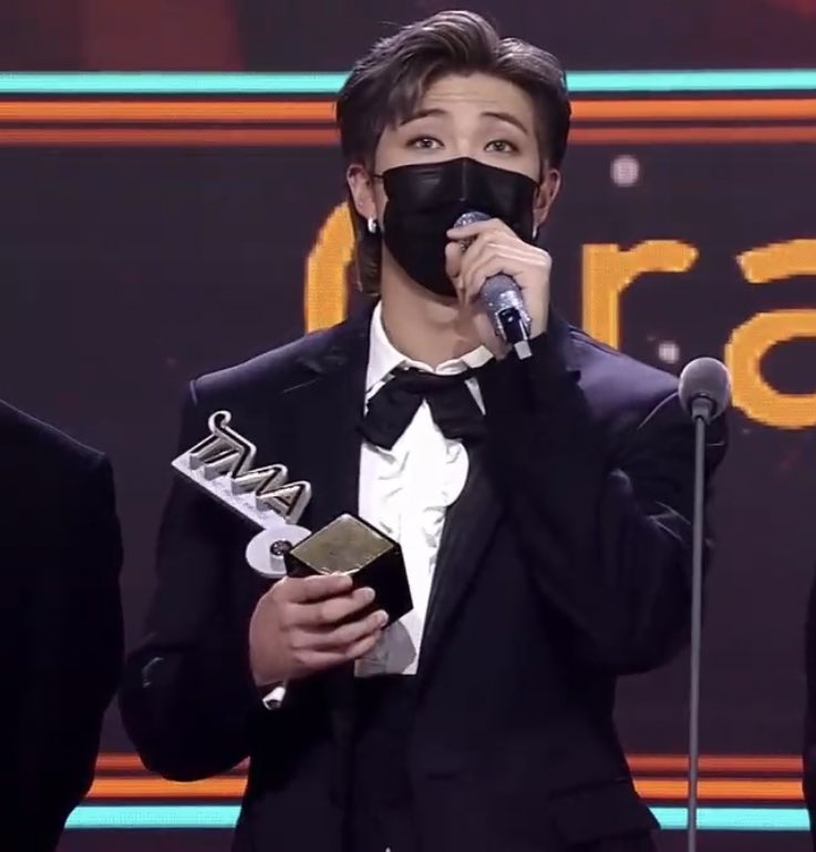 namjoon pics tweet media
