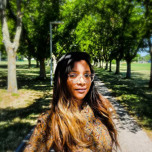 Hi, I am Dr. Jaishree Subrahmaniam ( @JSubrahmaniam), a plant lover, scientist, a  #mentalhealth &  #womeninSTEM advocate. I am super excited to share my view on  #altruism &  #cooperation, and how  #bacteria, the master manipulators could help explain this  #intelligentplant behavior!