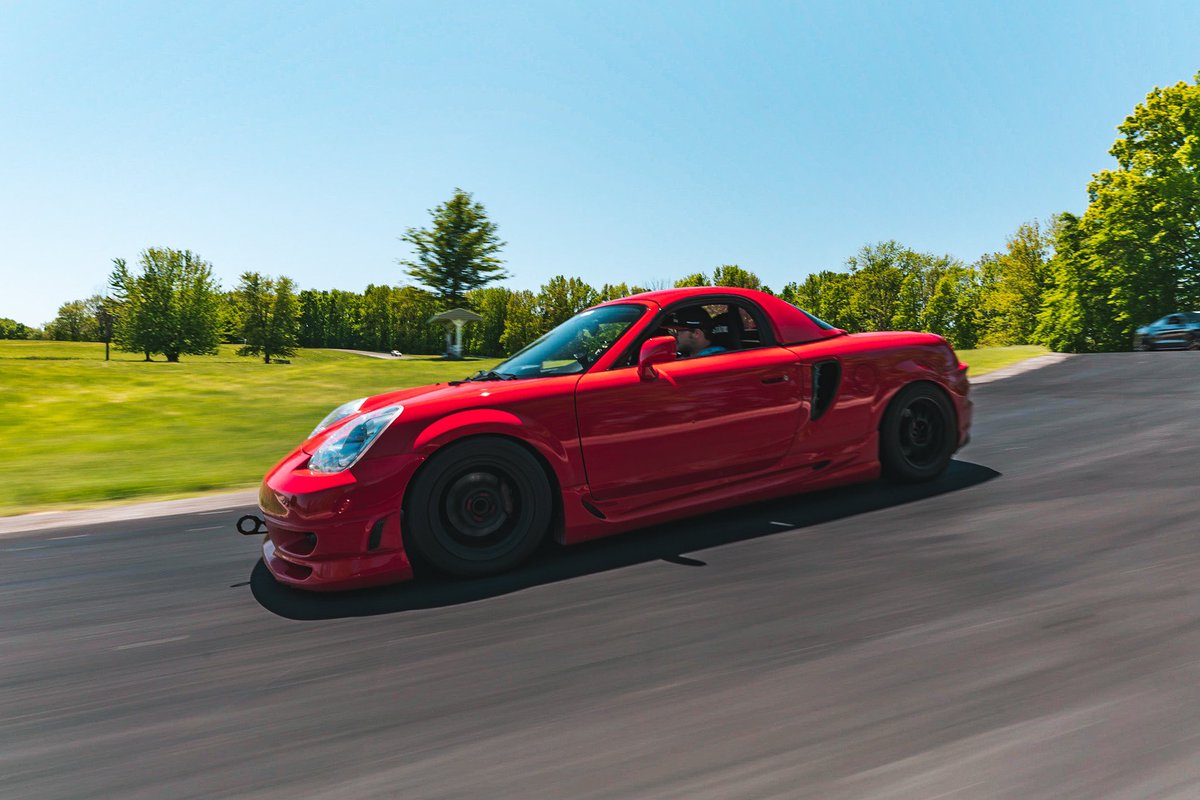 unlstdmedia's tweet photo. Looking like Forza #grattanraceway https://t.co/58Yjj7KudM