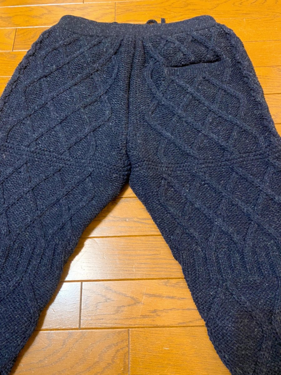 ksk28ksk's tweet photo. 今回の公開計量と会見で着てた戦闘服は恵比寿 #JELADO 後藤さんにスタイリングいただいて #REBELS ならぬレベルジャケットと 珍しいジャガード編み込みニットパンツ。#rebeljacket
https://t.co/PC2JccrYf3
#ジャガードニットパンツ
https://t.co/7NByVbNzbM気になる方は僕か後藤さん、JELADOまで。 https://t.co/IMi2zbYtNX