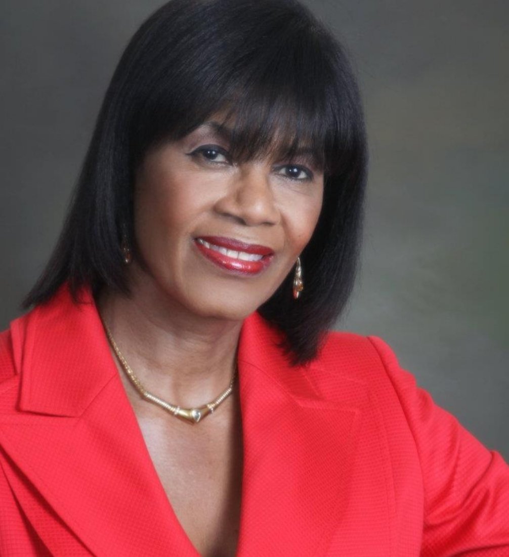 Taking a moment to wish former PM Portia Simpson-Miller a Happy Birthday... 
