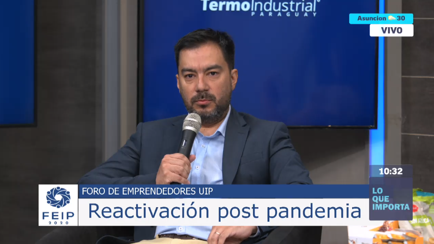 Universo970py's tweet photo. 🔘 #FEIP2020 | Foro de Emprendedores UIP
🗣 Daniel Correa, Economista y Expresidente del BNF: "Hoy en el tejido económico, una parte importante de las empresas tienen como proveedores a las MIPYMES"
📻 #Universo970AM
📺 @SomosGEN https://t.co/z5w6qzDKrC