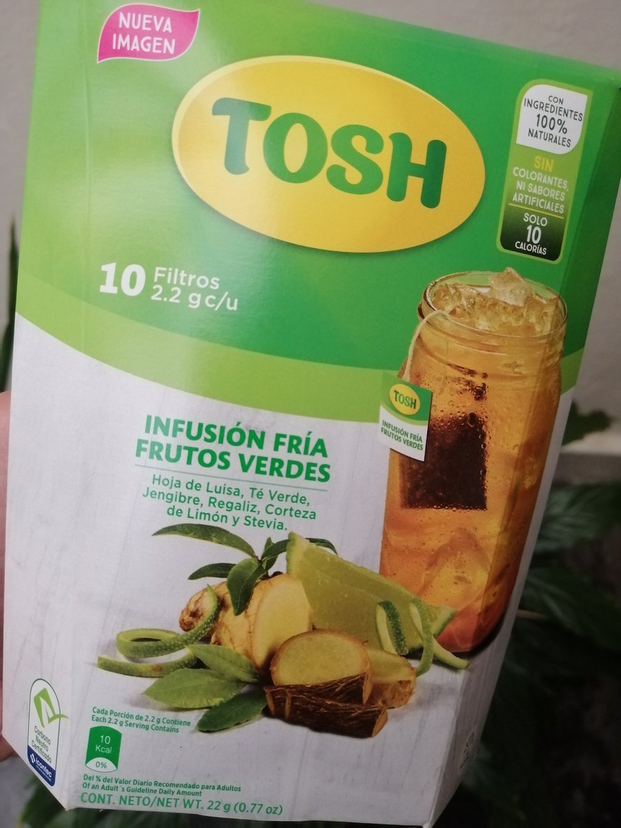 Eglisant's tweet photo. Qué cosa más deliciosa! La de frutos rojos se me acabó y es igual de deliciosa. Se puede tomar frío o caliente. #Tosh #Colcafé no me paga. #Publicidadgratis 😁 https://t.co/Iqb1TLtw5w