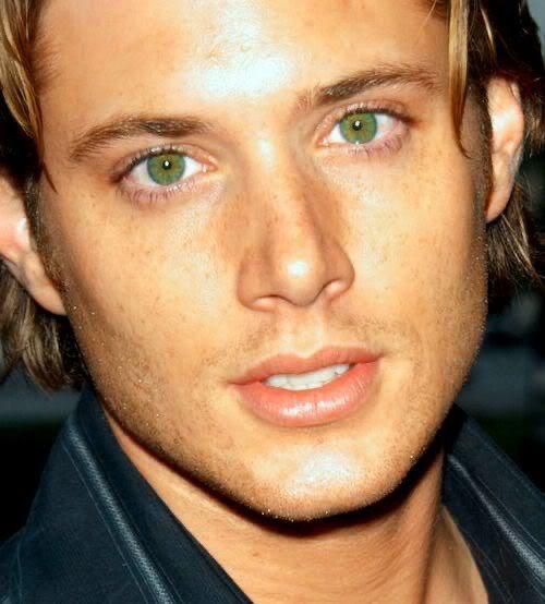 jensen ackles’ freckles, a cute thread