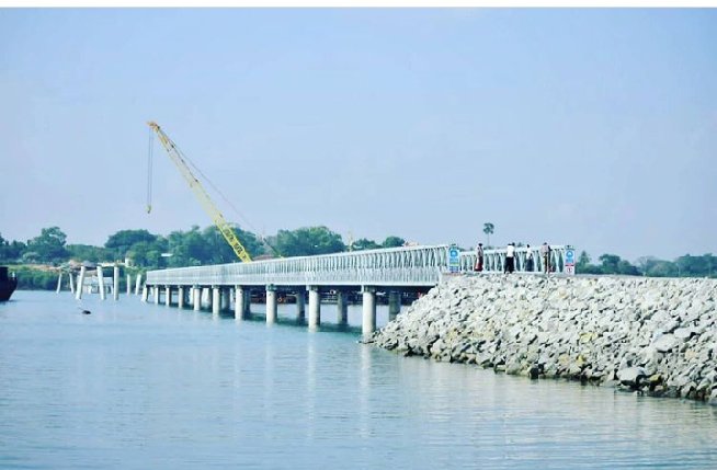 Moche59570386's tweet photo. Celebrating kenya as it turns 57
So proud of the developments
#likonifloatingbridge
#Challenge57 https://t.co/EBtPJKSWMg