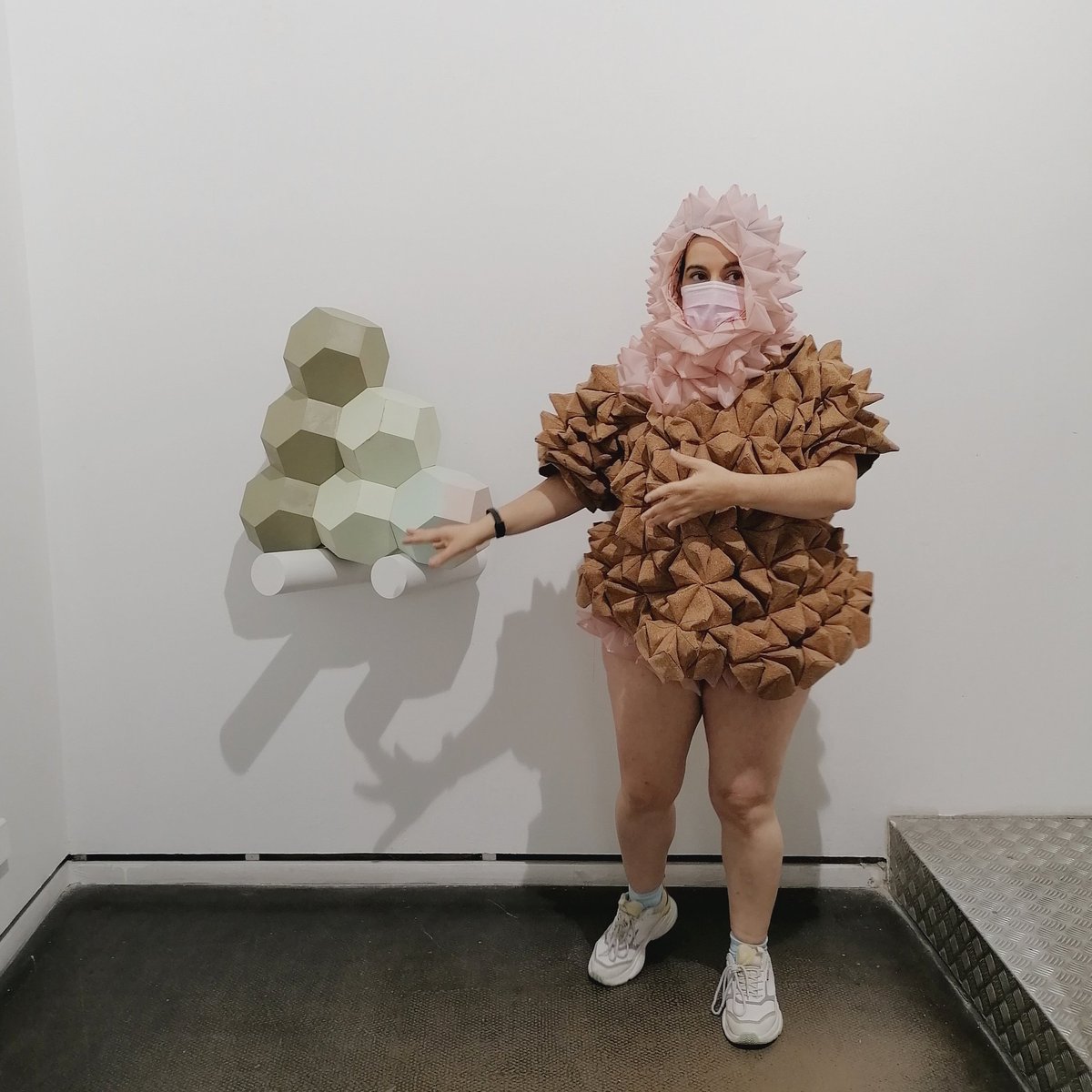 lajuangallery (@lajuangallery) on Twitter photo Cerramos la mañana de #CanalPerformance con GUÍA PERFORMÁTICA de Marta Pinilla en la <a href="/PonceandRobles/">PONCE + ROBLES</a>
<a href="/TeatrosCanal/">Teatros del Canal ▪️ Comunidad de Madrid</a>
#CulturaSegura
#Madrid
#ArtesVivas Cerramos la mañana de #CanalPerformance con GUÍA PERFORMÁTICA de Marta Pinilla en la <a href="/PonceandRobles/">PONCE + ROBLES</a>
<a href="/TeatrosCanal/">Teatros del Canal ▪️ Comunidad de Madrid</a>
#CulturaSegura
#Madrid
#ArtesVivas