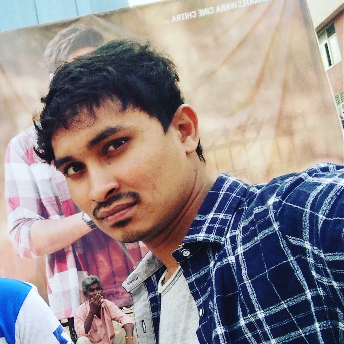 Prasadbanoth2's tweet photo. #NewProfilePic https://t.co/b8xmmkna1I