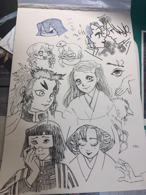 ミリペンの試し書きをしている。 