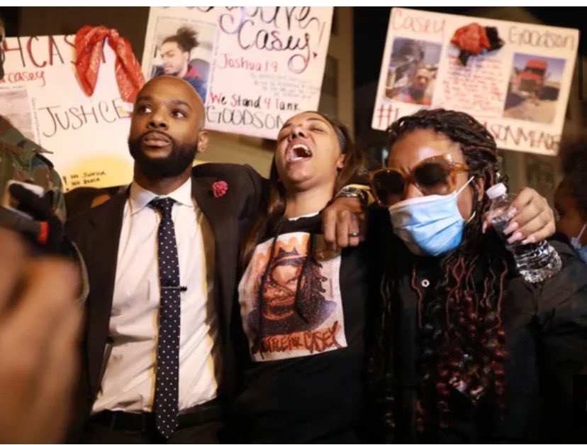 Bredlen's tweet photo. WE FED UP, WE TIRED & ANGRY! WE WILL NOT STOP UNTIL CASEY GET HIS JUSTICE QUIT MAKING US WAIT! FUCK 12 #JUSTICEFORCASEYGOODSONJR #LOCKUPJASONMEADE #JUSTICEFORCASEY #LONGLIVECASEY #WESTANDWITHTANK #HISLIFEMATTERED https://t.co/eSzBAV9Ksx