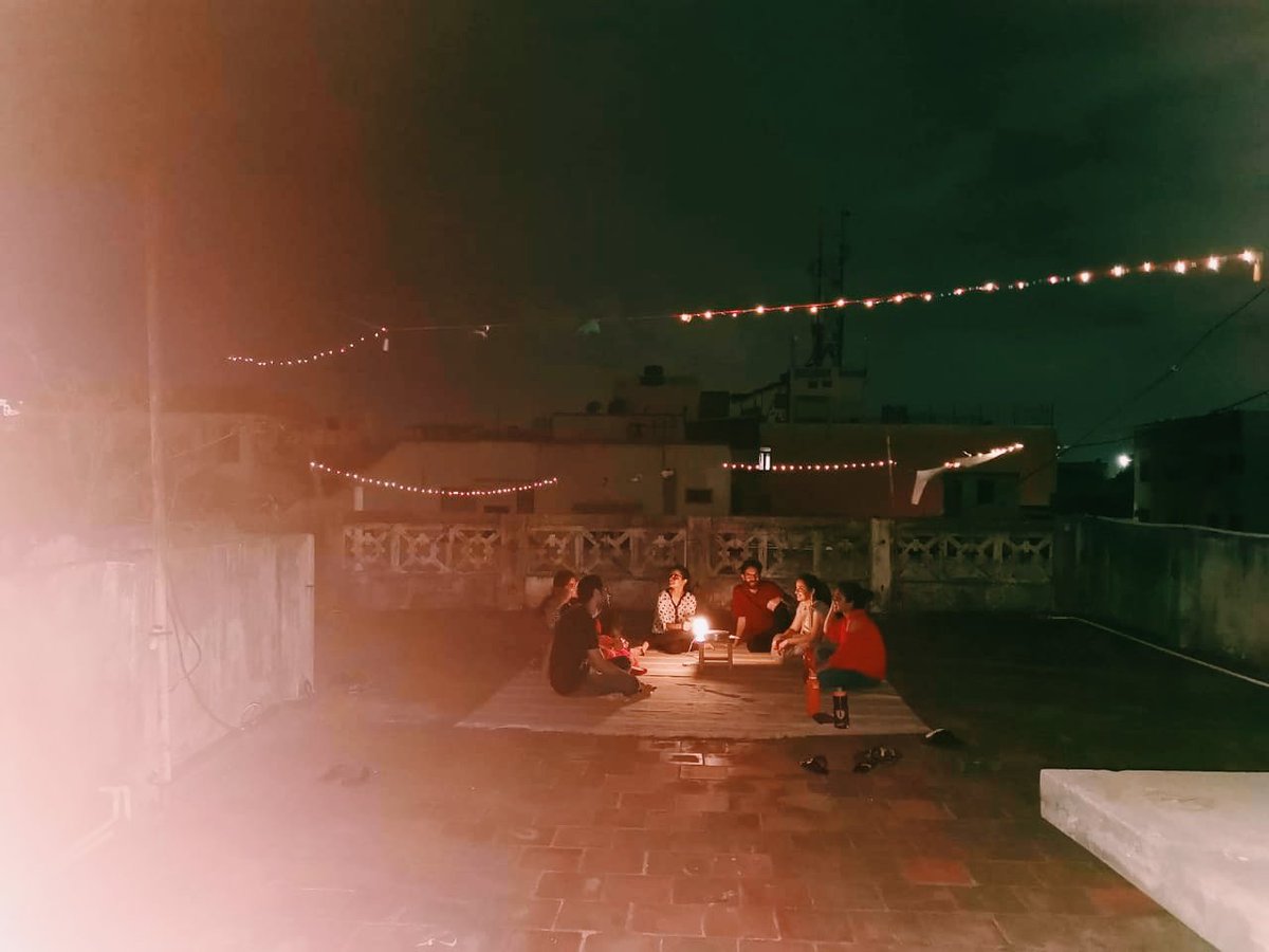 Dhindora1's tweet photo. 'Chhat' is a piece where we explored our range of memories associated with a common place- a terrace. Each story, with its own identity, now holds a special place in all our hearts.

Click on the link below to read this mini anthology! 🌼

https://t.co/ITL86zbAjL https://t.co/uMdNDWmv00