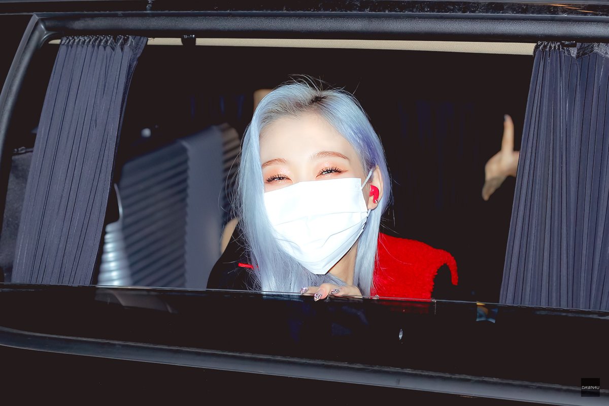 dawn4u_'s tweet photo. 201212 마스크 항상 쓰고 다녀요~
#드림캐쳐 #DREAMCATCHER
#가현 #이가현 #GAHYEON 
@hf_dreamcatcher https://t.co/adkmHFo6jP