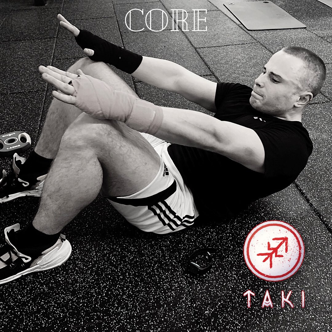 LtdTaki's tweet photo. Full sit ups and crunches alternating. Starting with full sit ups, nice steady pace, 30 sec, straight into crunches working as hard as you can for 30 sec repeat 3 times for one set. Beginners 30x30 then rest. Intermediate 30x30x2 sets then rest. Advanced 30x30x3sets. Repeat. https://t.co/J3G6fE1KsY