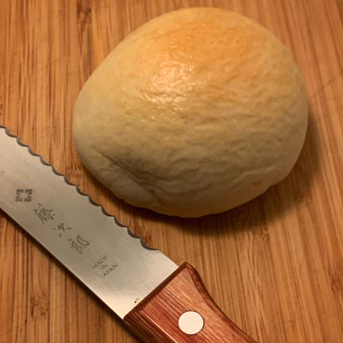 CorazonBaking's tweet photo. Today’s specialty klobasnek... sauced Carolina pulled pork with pepper jack cheese. Convenient curbside pickup available on Heights Blvd here in Houston!  #foodie #bakery #kolache #bread #htx #houstonheights https://t.co/tGAtpq2ywq