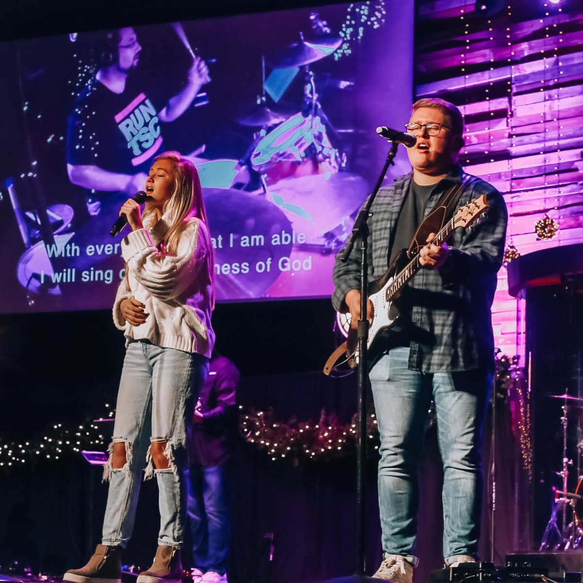 TStationChurch's tweet photo. There’s nothing quite like spending Sundays worshipping with you both in-person and online. Join us tomorrow? https://t.co/ps5j23HWdG