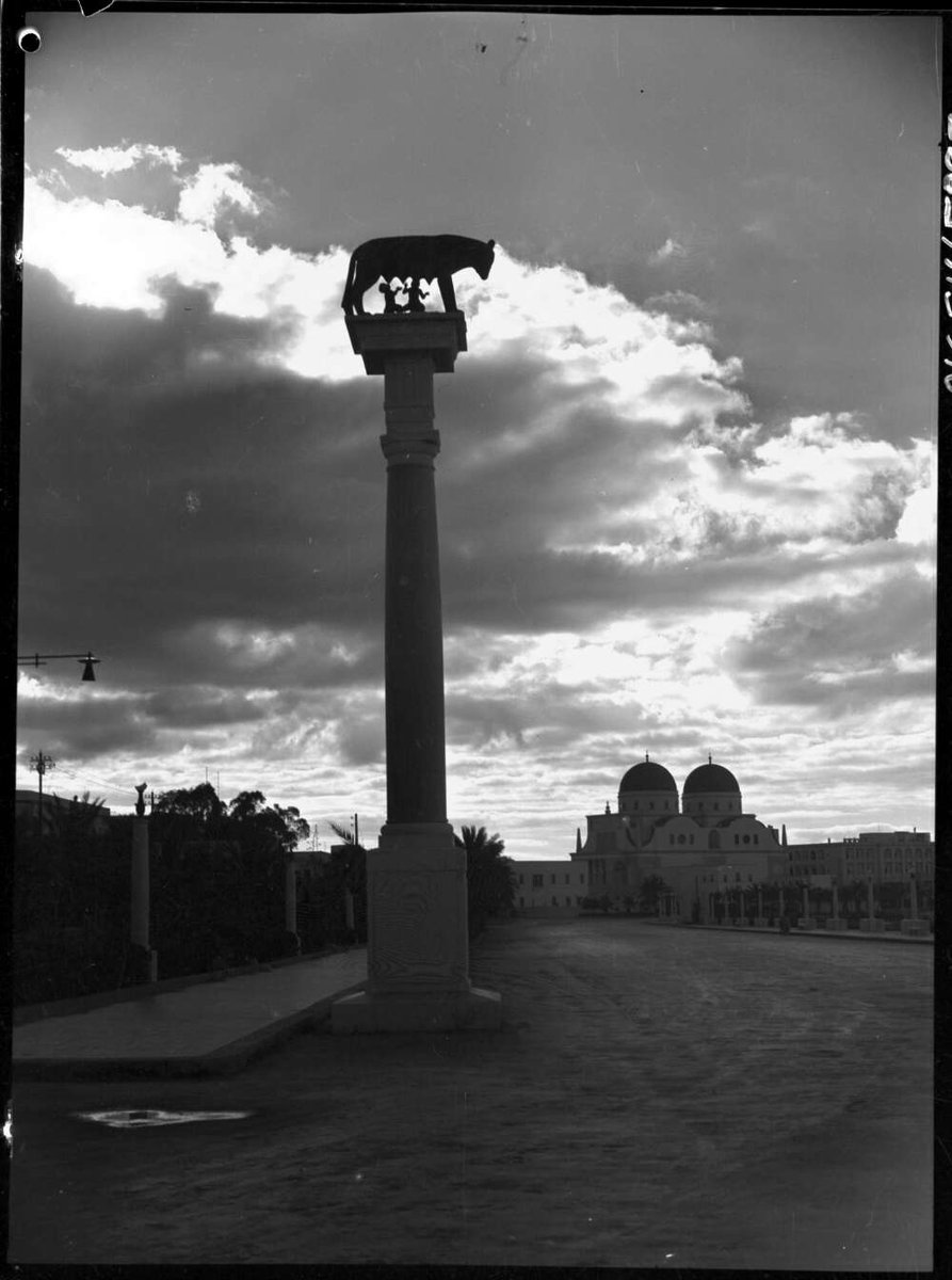 Libyanhistory's tweet photo. بنغازي أوائل الأربعينيات - الأرشيف الأسترالي للحرب العالمية الثانية
Benghazi in early 1940's - Australian archives of world war II https://t.co/DICGOnbFjc