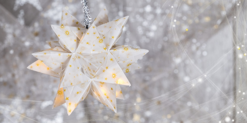 artaliciousfair's tweet photo. What are your favorite holiday traditions? https://t.co/IxwCXPG8VT