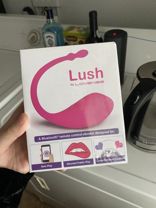 are you free tonight? would you like to control what happens to the inside of my vagina?? live show at