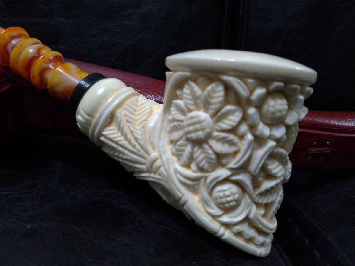 CPWcalabashpipe's tweet photo. CHURCHWARDEN MEERSCHAUM PIPES

https://t.co/A4hVTOvCNP

#meerschaumpipe #meerschaumpfeifen #meerschaum #churchwardenpipe #smokingpipes #tobaccopipe #longpipe https://t.co/AZR1ZFgFeu