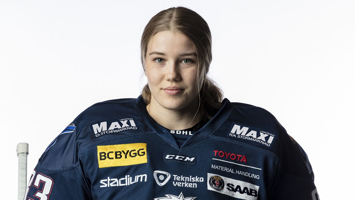 LHChockey's tweet photo. Stort grattis till Emma-Sofie Nordström som idag höll sin första nolla i SDHL-karriären! Insatsen från Emma var starkt bidragande till de tre poängen - läs mer här https://t.co/LMcO1yBmBA

#stadenslag https://t.co/KrvhEDzfTP