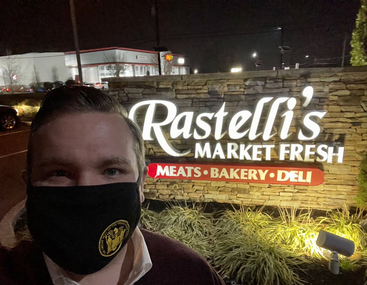 We made sure to #shoplocal last night at @rastellifoods in @DeptfordTwp for some items for the weekend. Rastelli’s first shop was opened in South Jersey in 1976.