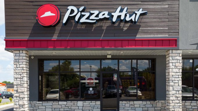 gaffasantore's tweet photo. All The Restaurants That Are Closing Locations This Year
https://t.co/47fo5N3au1 https://t.co/oB8nFpCFKT