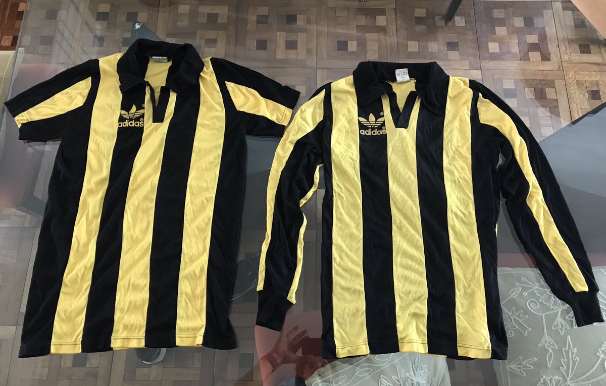 La más linda de todas 1982 🏆🏆!!
La Campeona de América (izq) y La Campeona del Mundo (der).