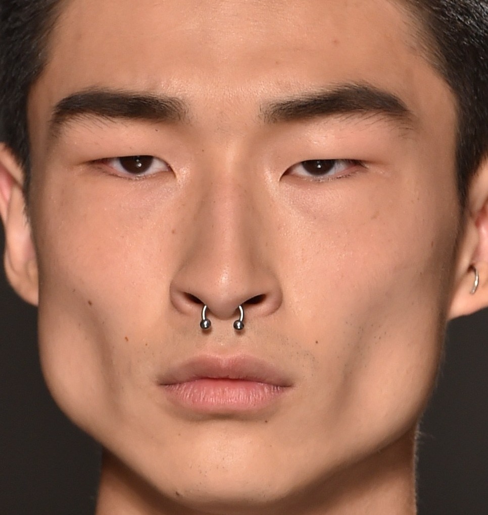 anndemeuleprada's tweet photo. Sang Woo kim https://t.co/0vixLztrfD