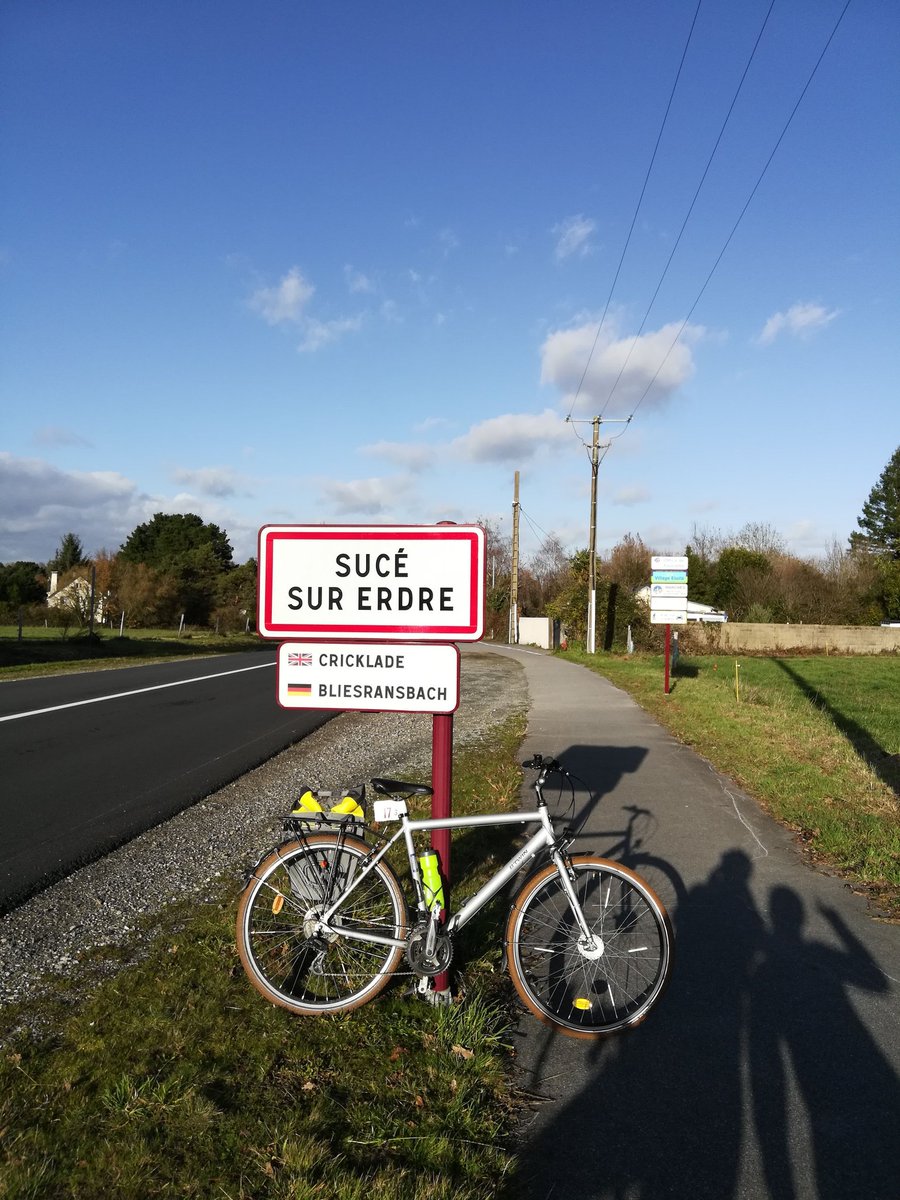 LaCousine_'s tweet photo. Aujourd'hui Betty a été à Sucé, mais c'était un échauffement parce que le vrai trajet doit se faire avec Birgit 😊 https://t.co/7I6YGFn0ci