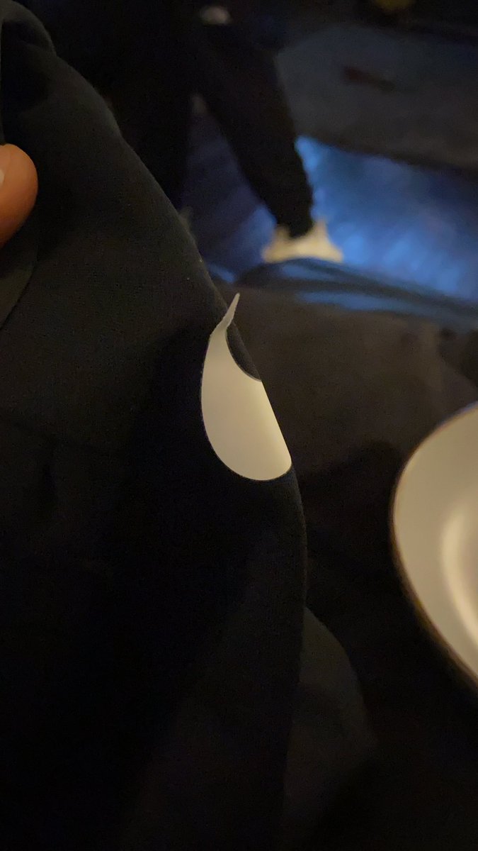 scottkemp6's tweet photo. @JDSports guys just got this for my Christmas present for family and it’s faulty already @samkemp74491469 https://t.co/Nc3lt2WdAe