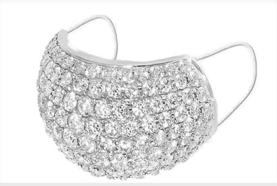 villanelle - swarovski crystal mask. may or may not be effective but it’s fine because she’s practicing social distancing