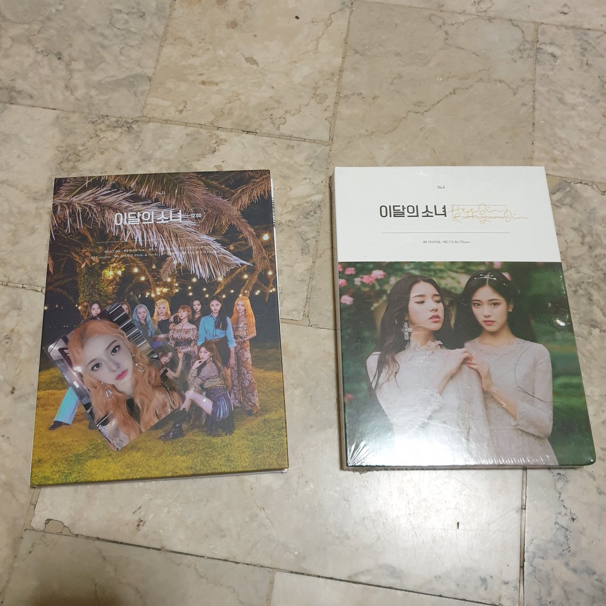 onceinorbitph's tweet photo. Happy 12.12!

Before we officially launch in the upcoming weeks, here's a giveaway for all PH ONCEs and ORBITs!

RT &amp; Follow us + reply with your favorite song from either (or both!)

2 winners! 

W1: Sealed 2Jin or Unsealed 12:00 with Vivi MMT
W2: Dome Tour or &amp;TWICE PC Set! https://t.co/tbmnAkuVa6