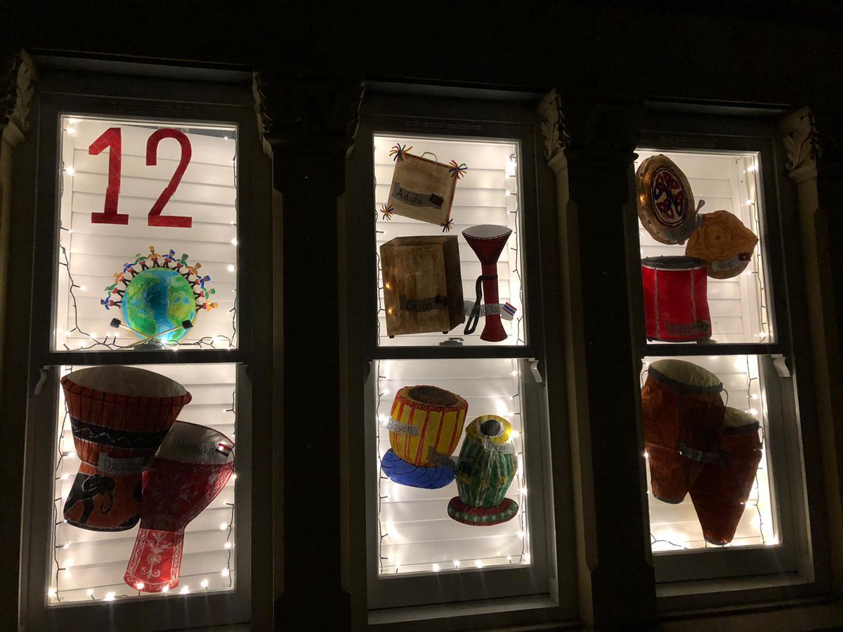 missie17's tweet photo. @hmprimary
Awww, last one.... π
Twelve Drummers Drumming
#12DaysOfMaynard #Awesomestow https://t.co/tWbnQTpxte