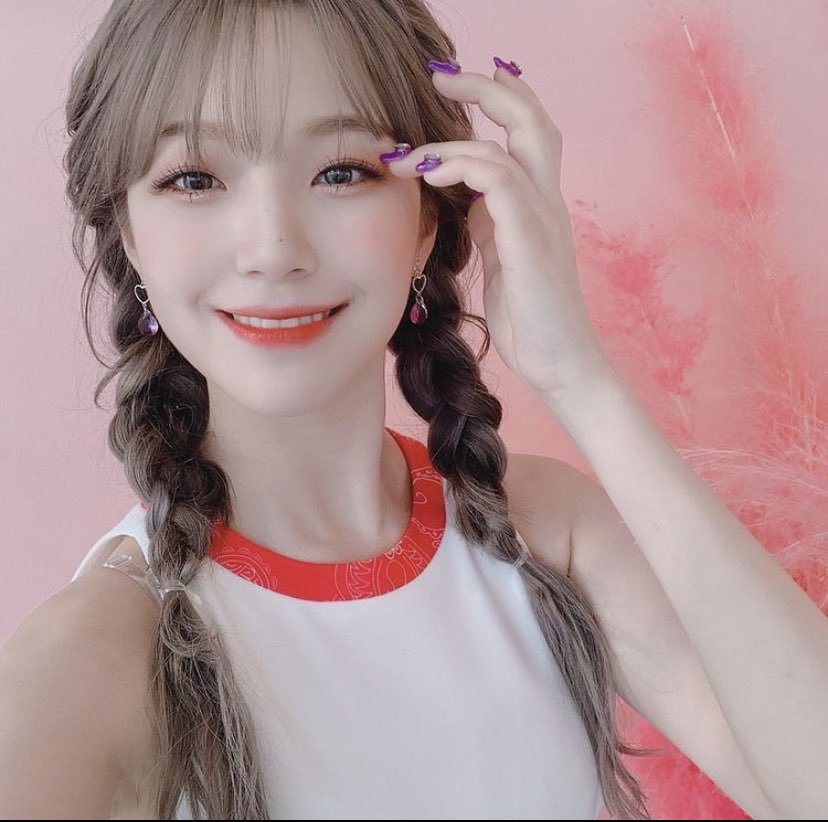 jiheonpix's tweet photo. hi, it’s my birthday today! ♡ https://t.co/BOWtcU6VYB