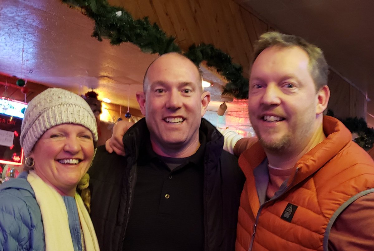 thecorepro's tweet photo. @RandyLRussell24 @PrincipalPoet @pricemicheller @LaurieDent1 @JWalkerMontana @HeidiWhiteSipe That's right Randy, love you my brother. Relationships keep us grounded and also help us elevate. https://t.co/bqEfuo6h0f