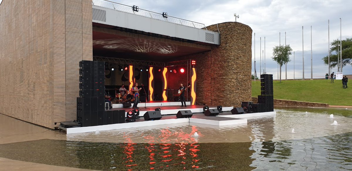 Scenes from #UbuntuMusicFestival right now at @Freedom_Park ...