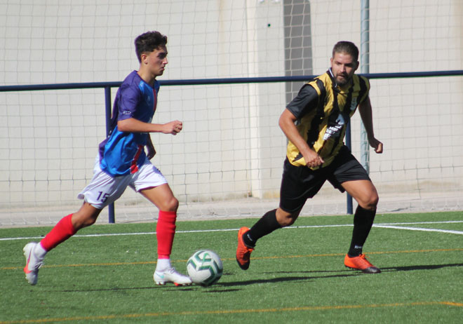 El Grupo Empresa Bazán que dirige <a href="/jesulitocp/">jesus cruz pecci</a> recibirá este domingo a la <a href="/UDTESORILLO/">UD TESORILLO</a>, a las 12 horas en el campo de Sacramento en San Fernando, con la necesidad de la victoria para ir saliendo a flote. 
Previa en deportedelaisla.com