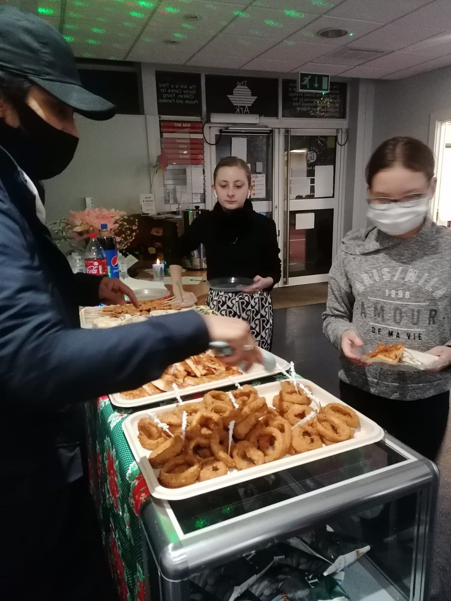ECYPS's tweet photo. Huge thanks to Ethical edit for the fabulous gifts for young people in Enfield. Last night we had our ‘I feel good session’ for young carers today delivering pressies
@EnfieldCouncil #Christmas @felixprojectuk @MayorofLondon @LondonYouth @TNLComFund
#Ethicaledit #helpforhunger https://t.co/WY6fo60FYr
