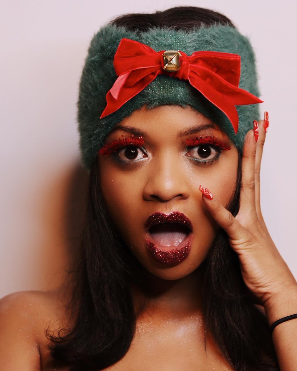 iamocolaa's tweet photo. TIS THE SZN! ππβοΈ Does anyone know what they are getting for Christmas!? #Ahmedgyal #ocolaa #holidayseason https://t.co/cKGXEtsUiu
