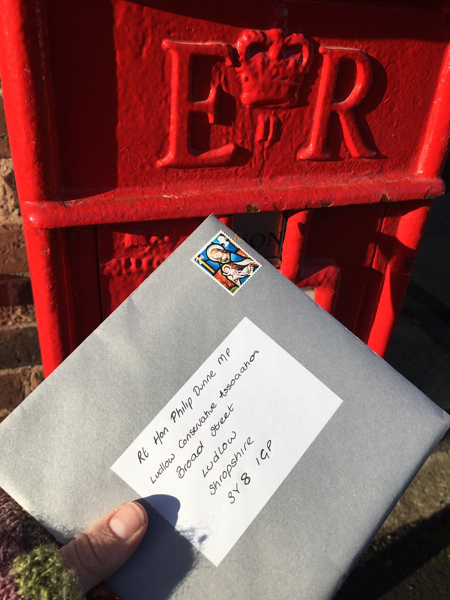 Polka_bug's tweet photo. As part of @MakeVotesMatter Christmas Day of Action, I’ve posted a card asking my local MP to consider supporting #ProportionalRepresentation. Political systems are being modernised all around the world (hey there New Zealand) so why does the UK have to be stuck in the 1950s? https://t.co/QORtYCoSFK