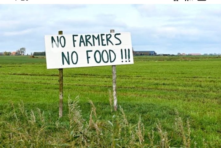_krishnamehta_'s tweet photo. "My grandfather used to say that once in ur lyf u need a doctor,a lawyer, a policeman and a preacher but every day, three times a day u need a farmer.'🌾🚜
#WeUnitedForFarmers 
#SupportFarmersProtest 
#farmersbills2020 
#standforfarmerschallenge 
@narendramodi @ChouhanShivraj https://t.co/T8FomK2XOo