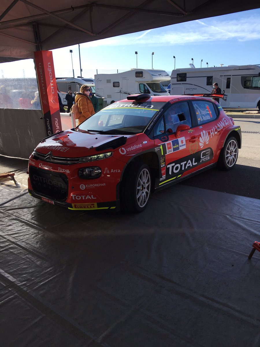 transicion23's tweet image. último rally de la temporada del @CERA_RFEdA y hay dos que no perdonan nunca: @pepslopezdriver y un 25% de @borjarozada han vuelto a ganar. enhorabuena!
y @zepedrofontes, muy buena la iniciativa de sentar a copilotos no profesionales en algunos tramos

#CERATerraMundis